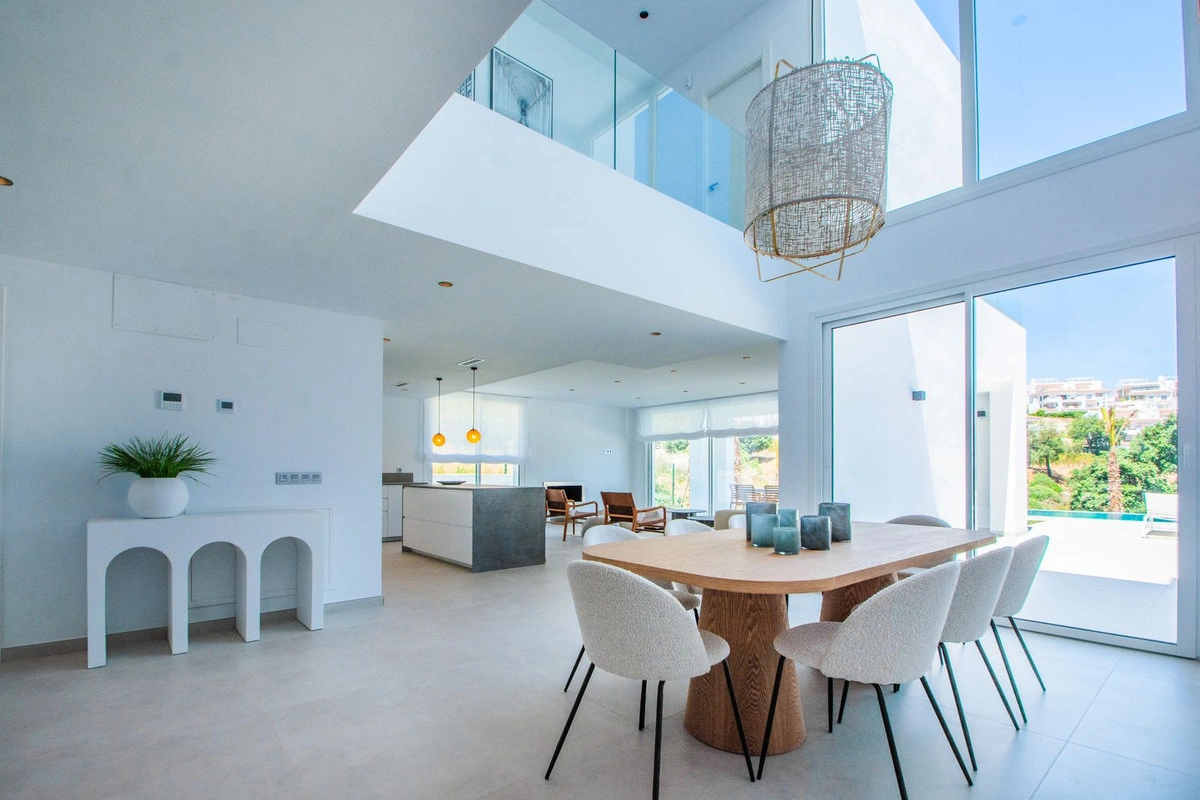 2 - venta casa ojen andalucía españa