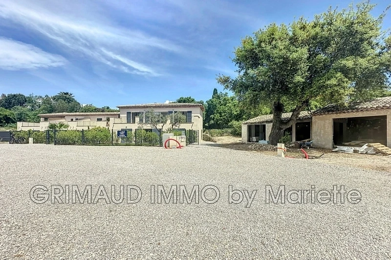 2 - beach walk apartment for sale in grimaud var france