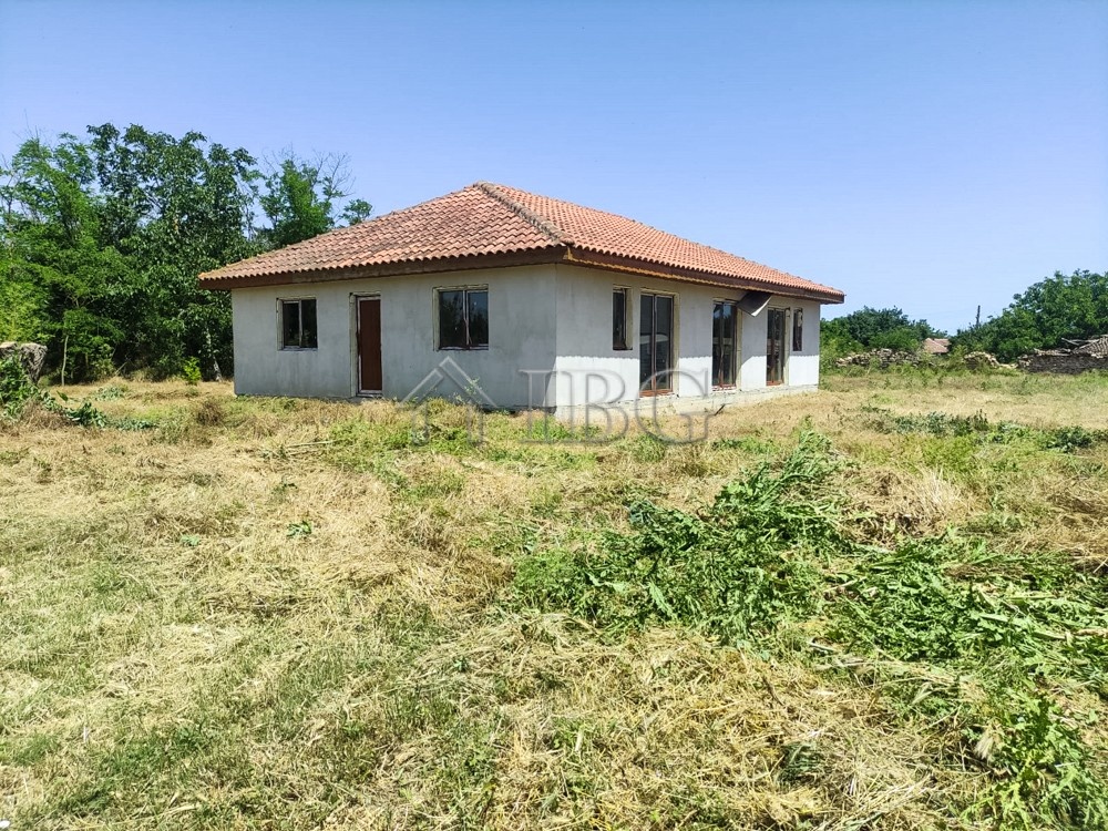 2 - house for sale in balchik dobrich bulgaria