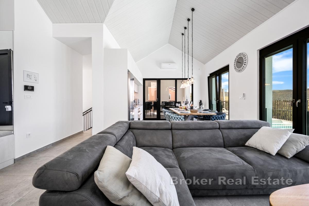 2 - vendita casa vista mare primošten sebenico e tenin croazia