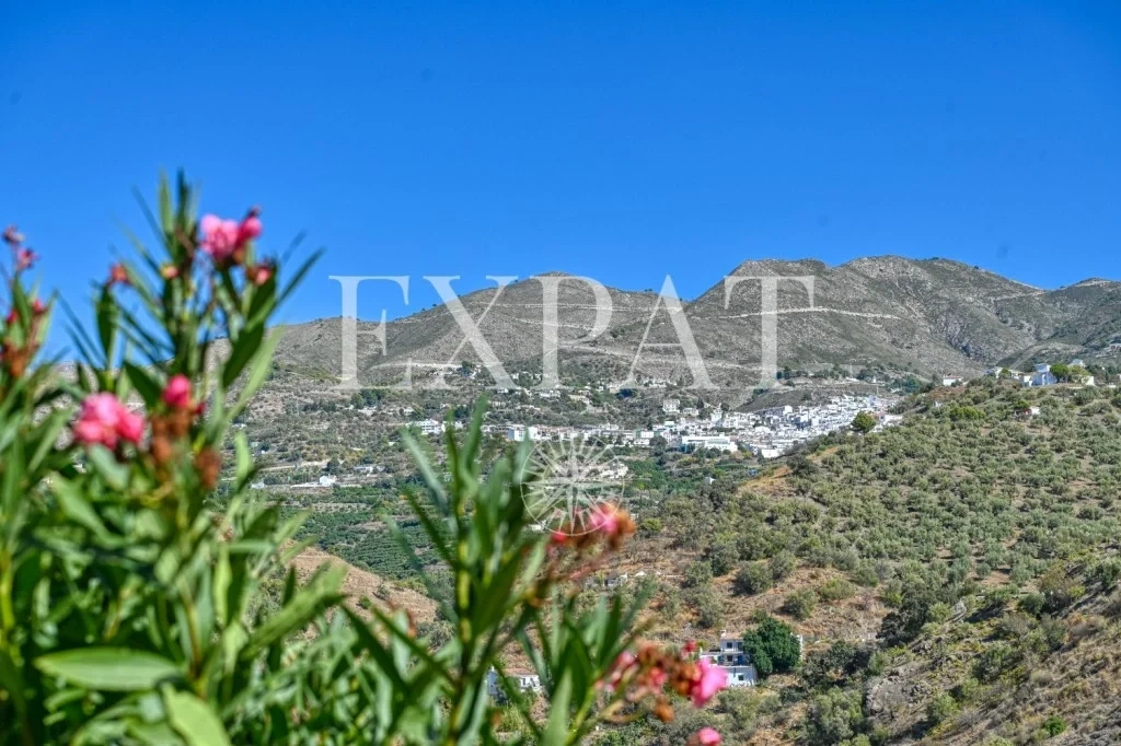 2 - house for sale in archez andalusia spain