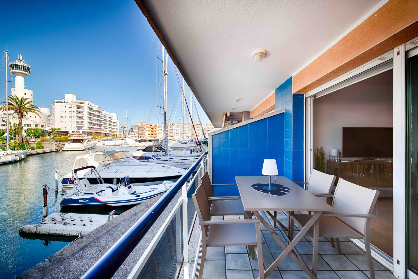2 - venta apartamento empuriabrava cataluña españa