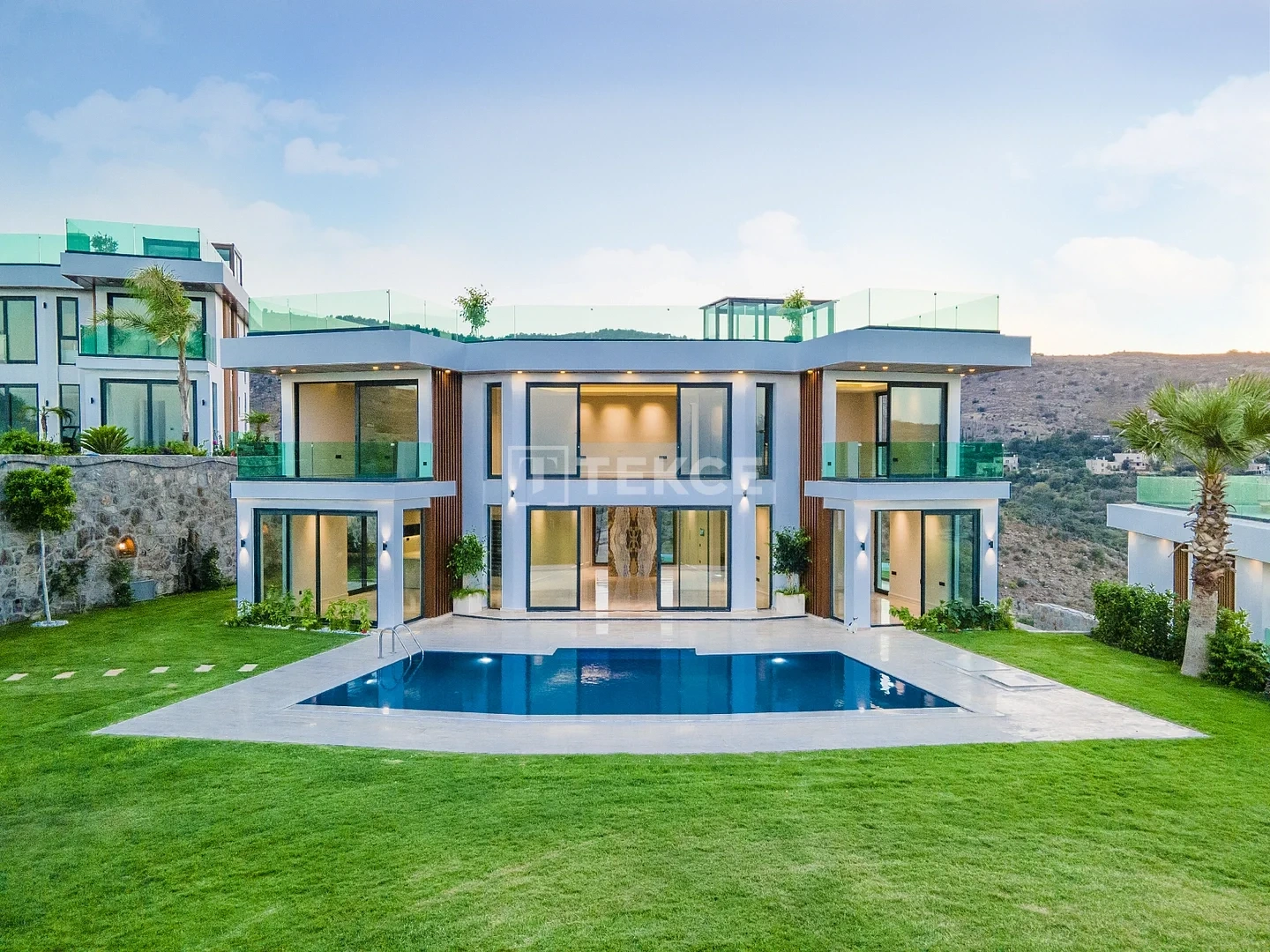 1 - продажа дом ноги в воде bodrum muğla турция