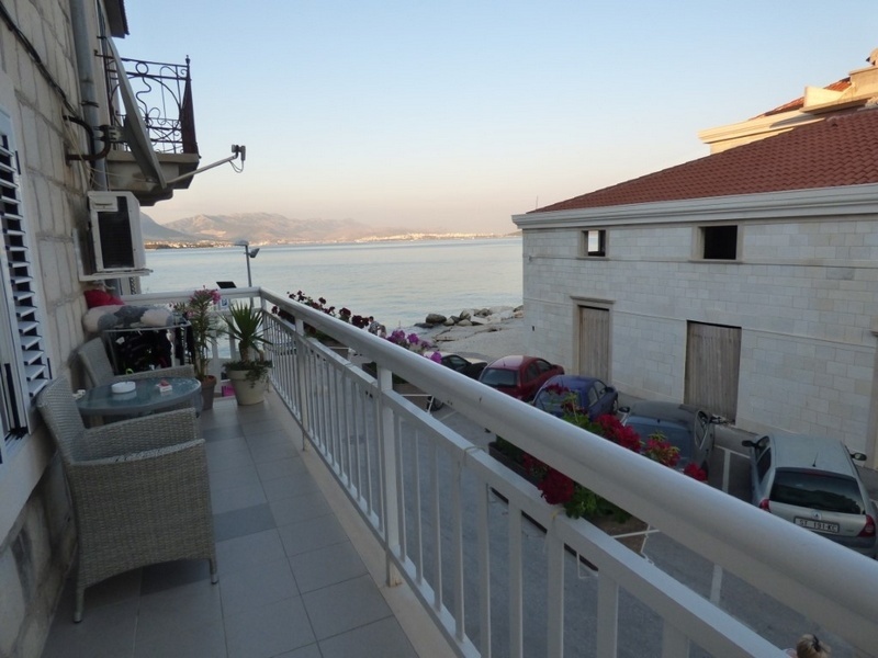 1 - vendita casa vista mare kaštel novi spalatino-dalmata croazia