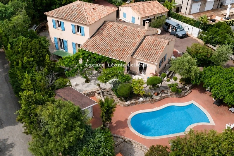 1 - venta casa les issambres var francia