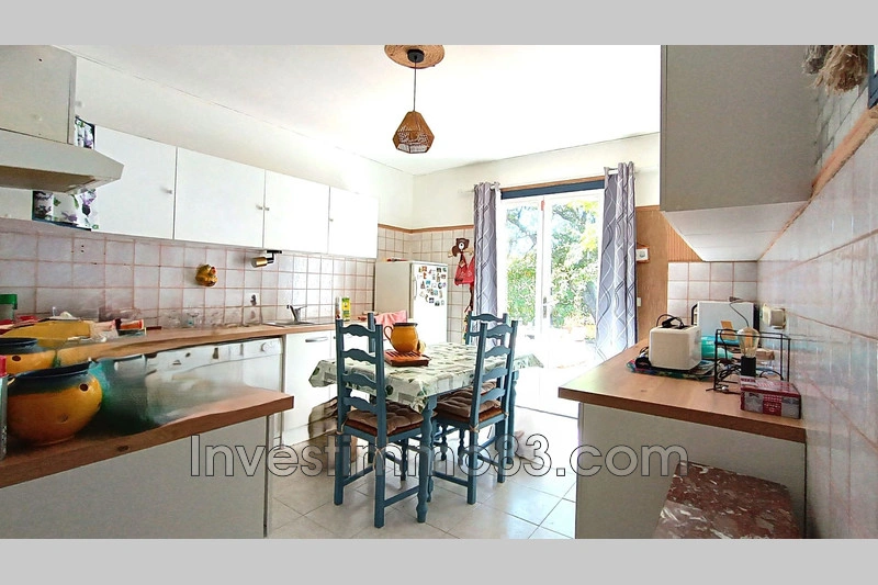 1 - venda casa sainte-anastasie-sur-issole var frança
