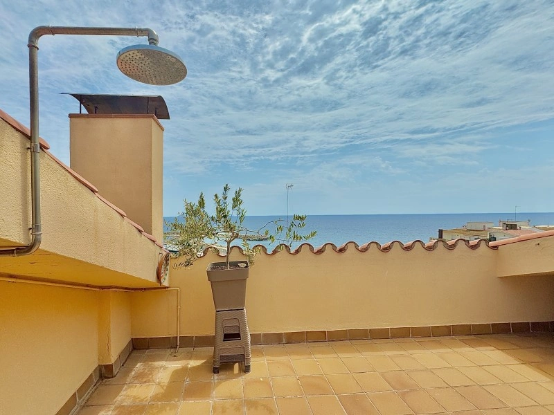 2 - venta apartamento palamos cataluña españa