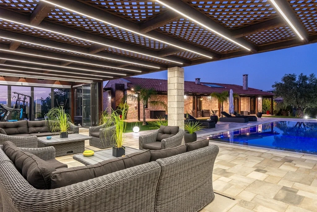 2 - venda casa lefkákia peloponeso grécia