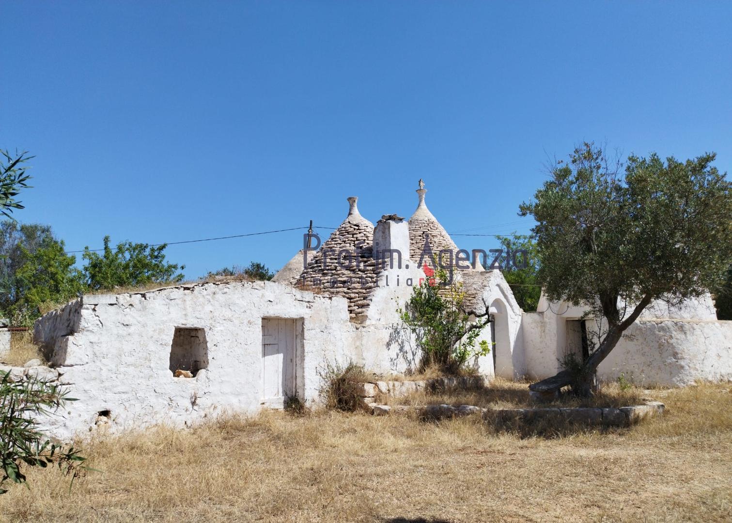 2 - house for sale in san michele salentino apulia italy