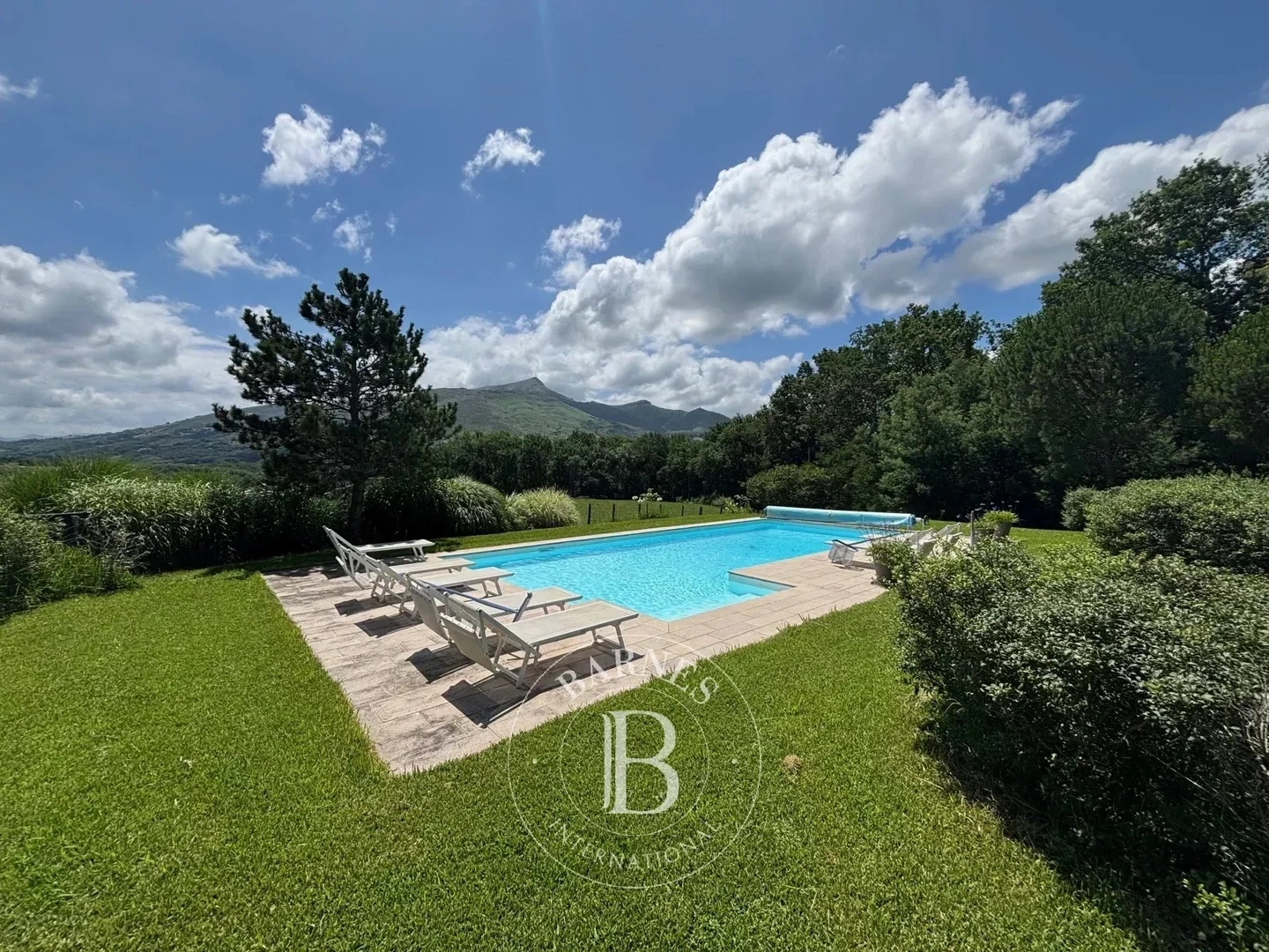 2 - estate for vacation rentals in ascain - côte basque pyrénées-atlantiques - côte basque france