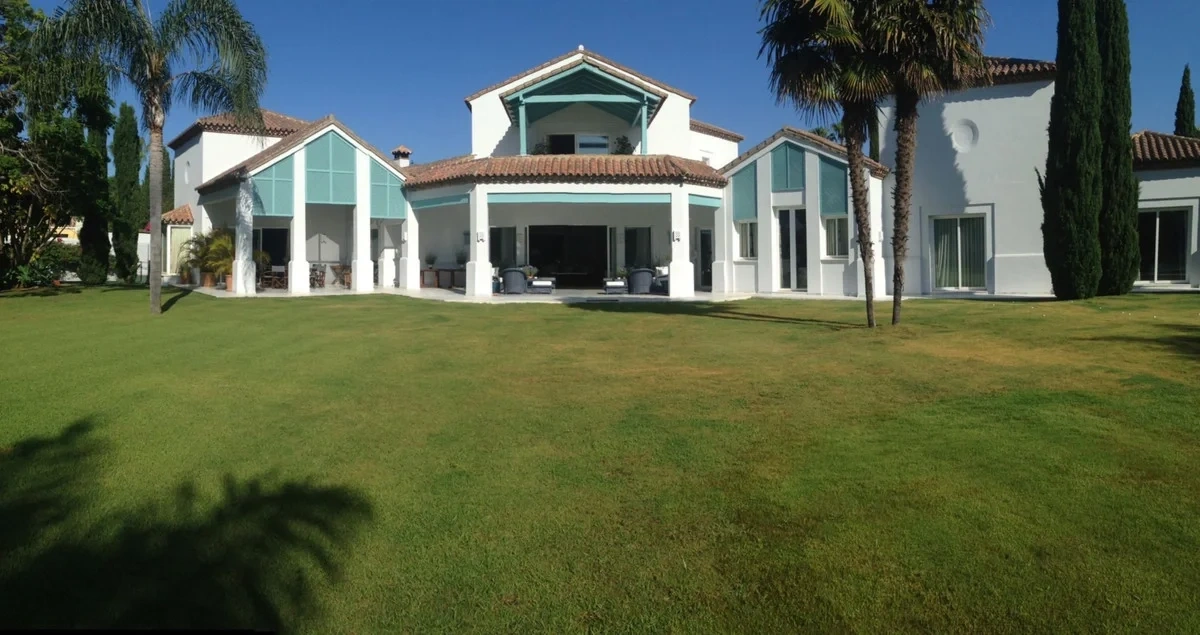 1 - venta casa a pie de playa san pedro de alcántara andalucía españa