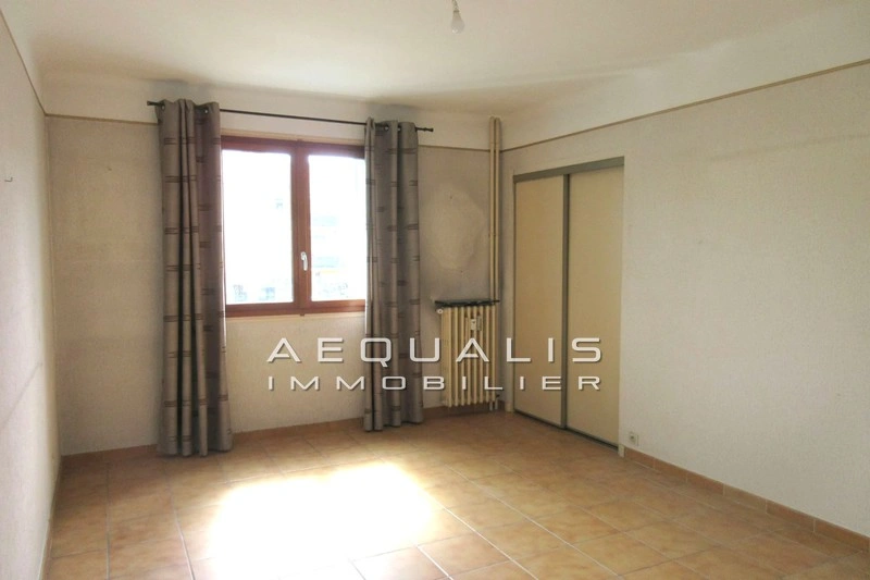 2 - apartment for sale in saint-laurent-du-var alpes-maritimes france