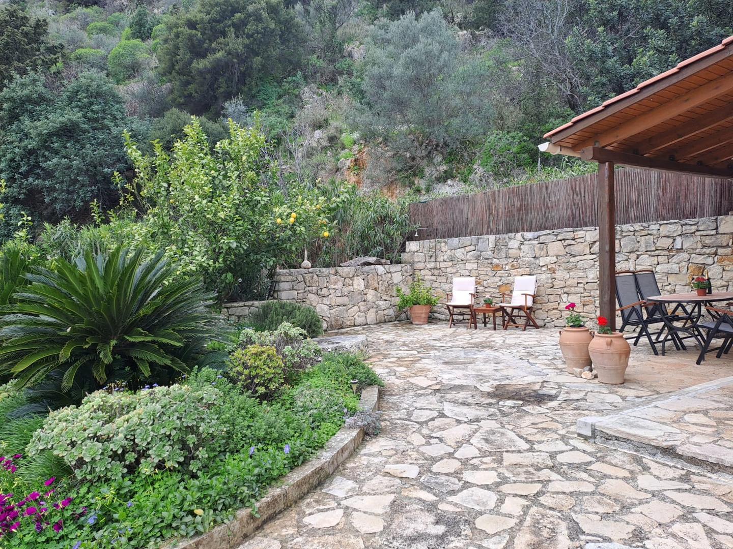 2 - venda casa païdochóri creta grécia