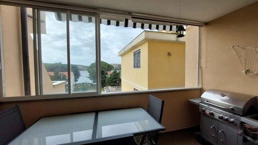 2 - venda apartamento vista de mar stara novalja lika-senj croácia