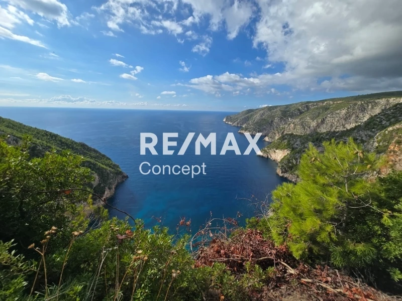 Terreno vista mare di 4 010 m²