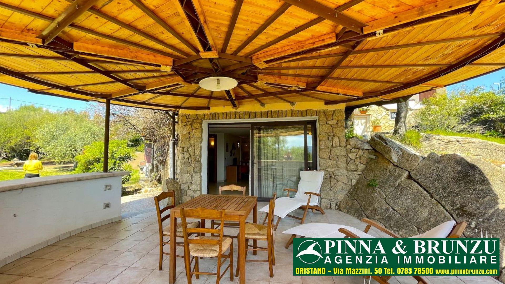 2 - vente maison vue mer san teodoro sardaigne italie