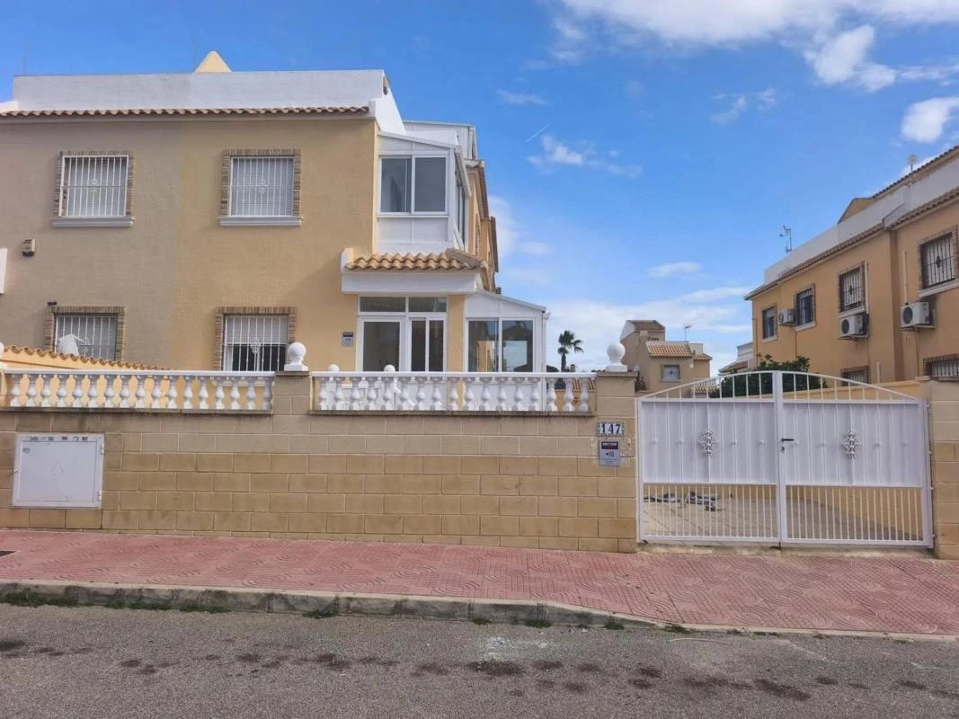 2 - verkauf haus rojales valencia spanien