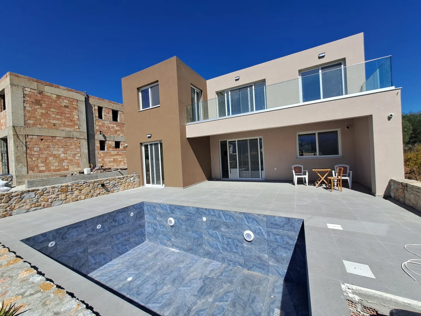 2 - vente maison arménoi crète grèce