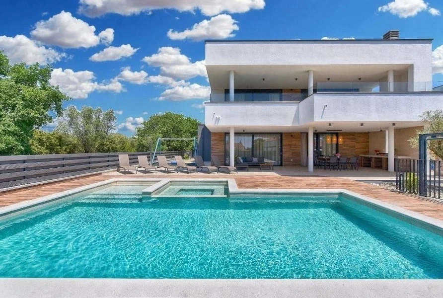 1 - vente villa pieds dans l'eau fažana istrie croatie