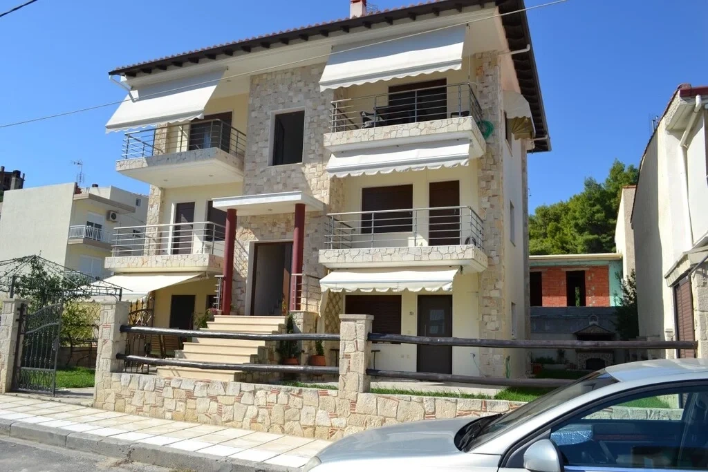 2 - vendita appartamento spiaggia a piedi nea potidea macedonia centrale grecia