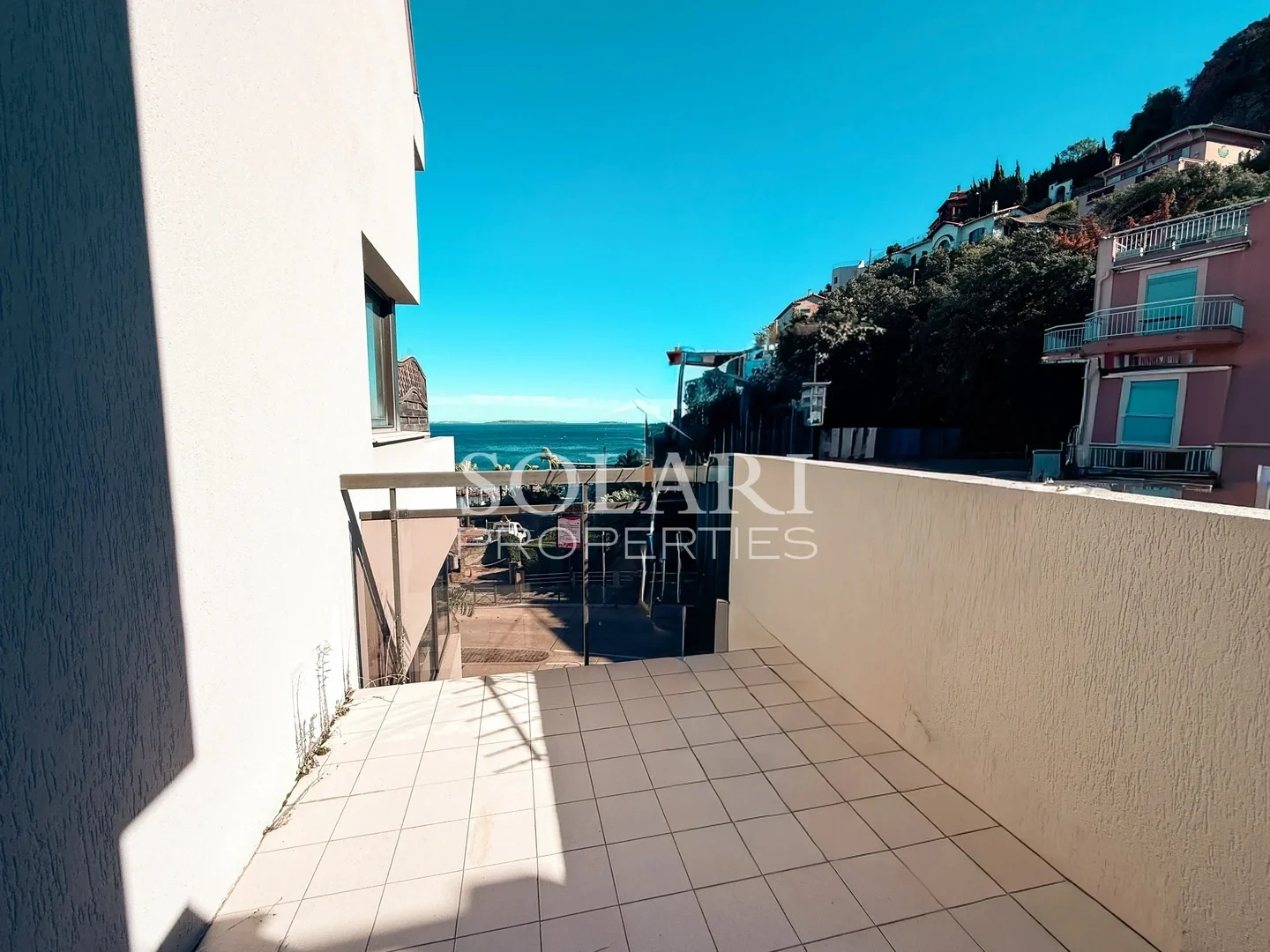 2 - vente appartement vue mer théoule-sur-mer alpes-maritimes france