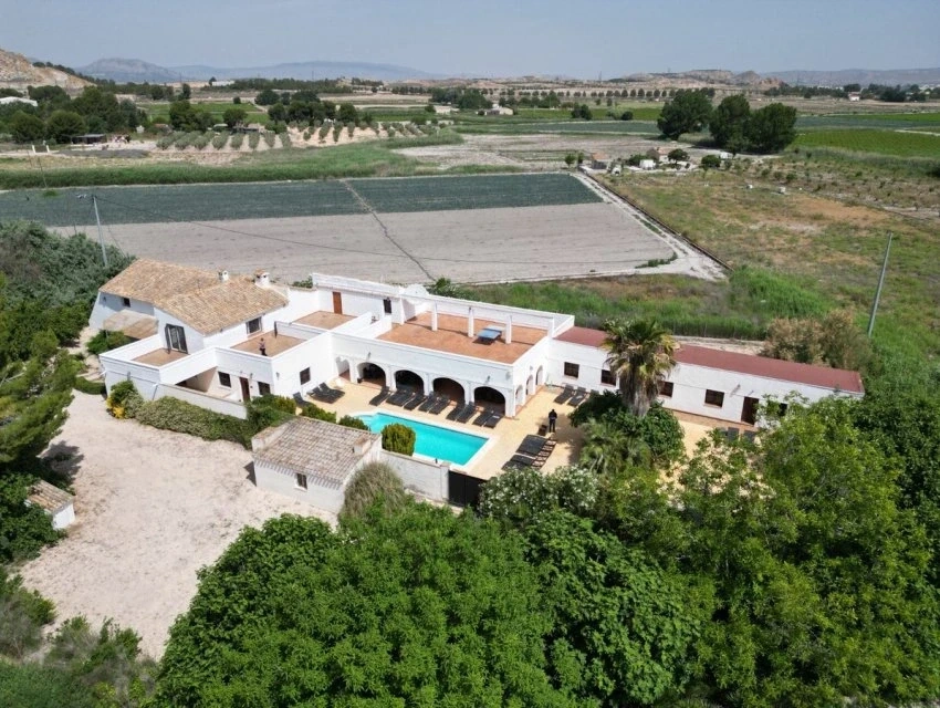 2 - verkauf villa villena valencia spanien