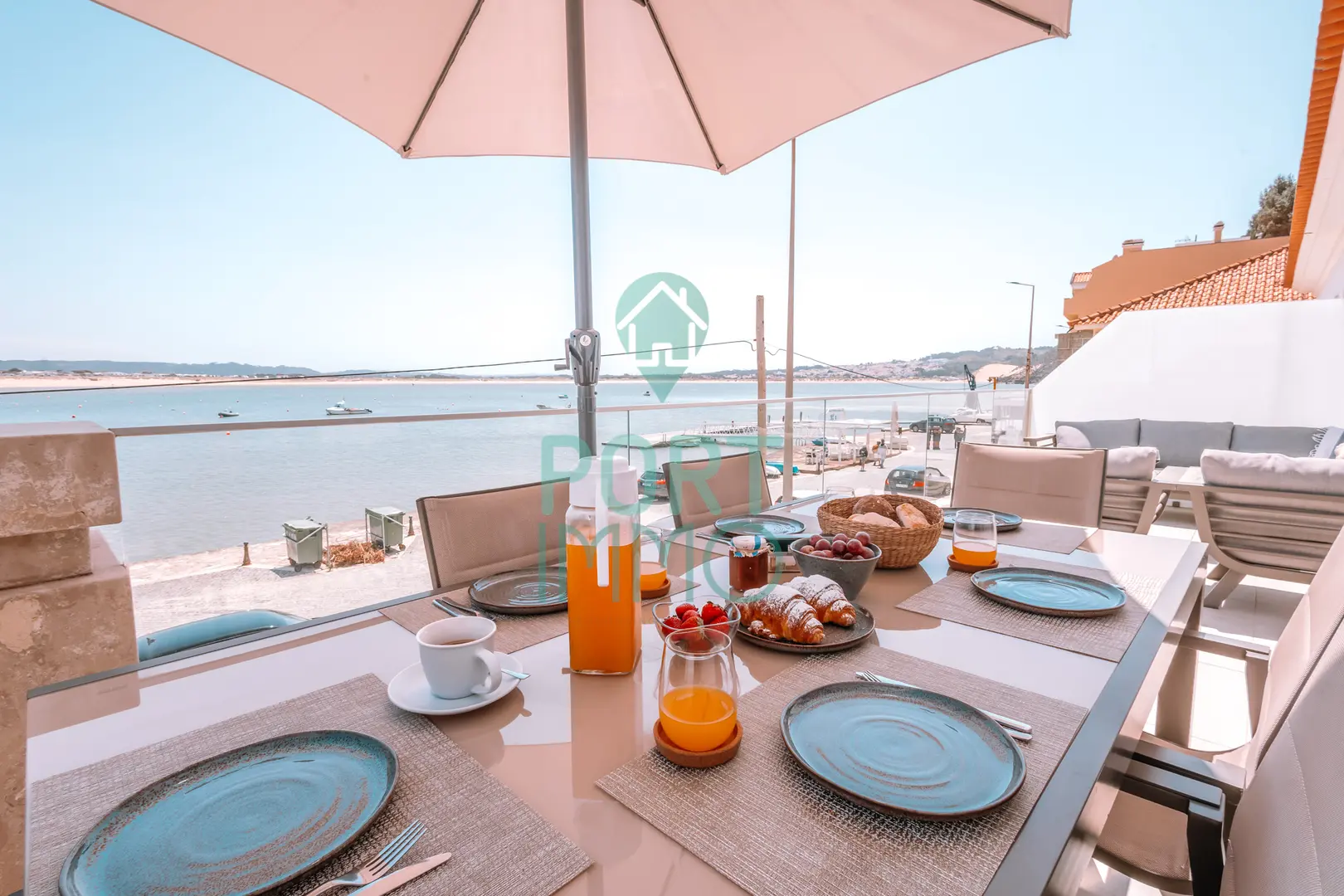 2 - waterfront apartment for sale in são martinho do porto centro region portugal