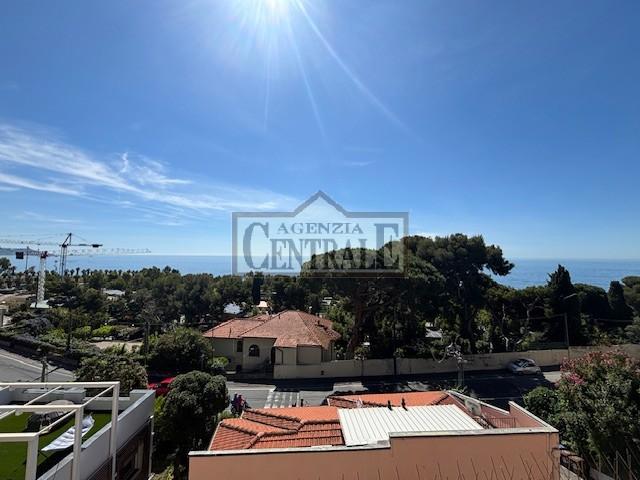 1 - verkoop appartement aan het water sanremo liguria italië