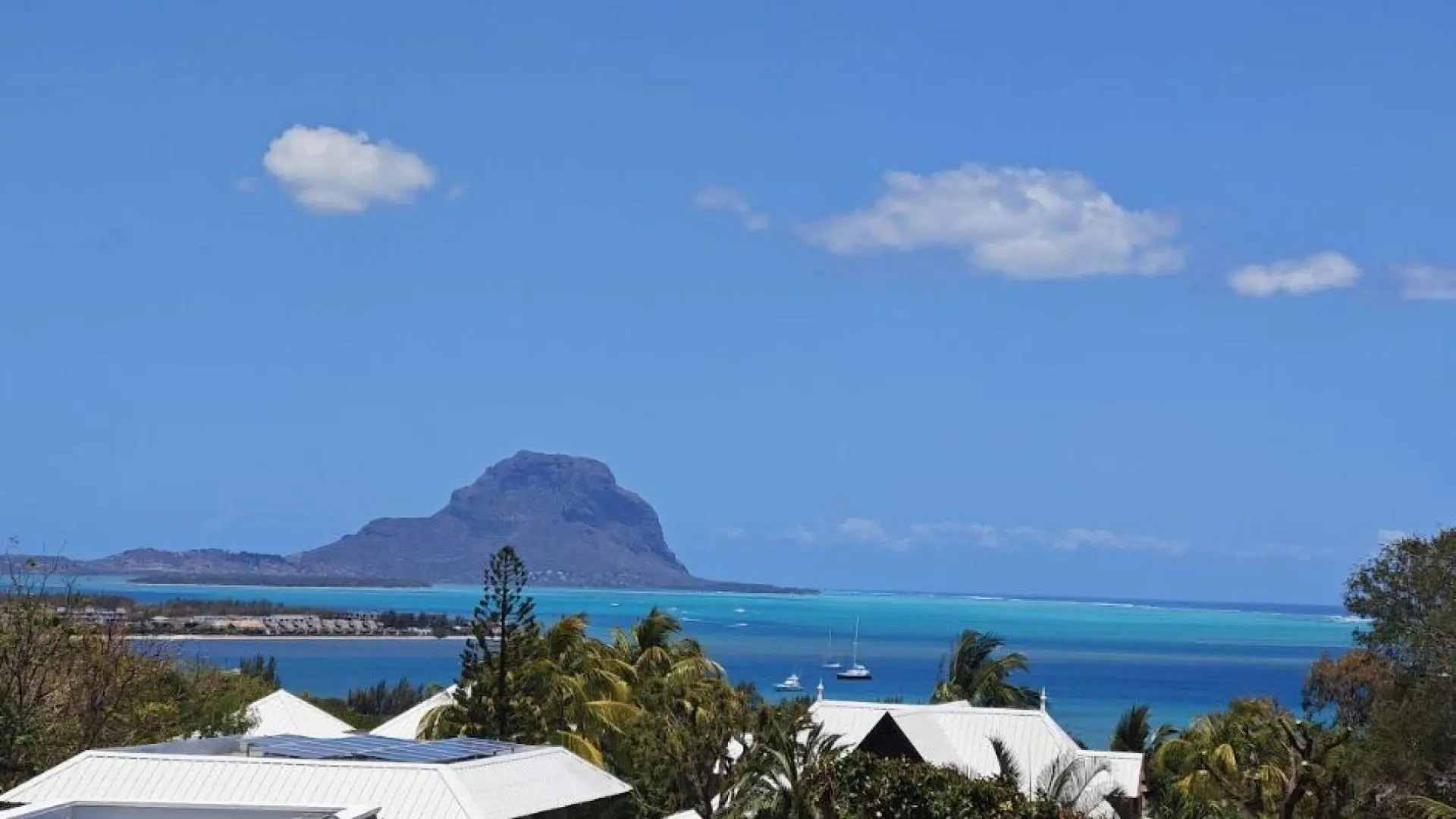 1 - vente appartement vue mer rivière noire rivière noire île maurice