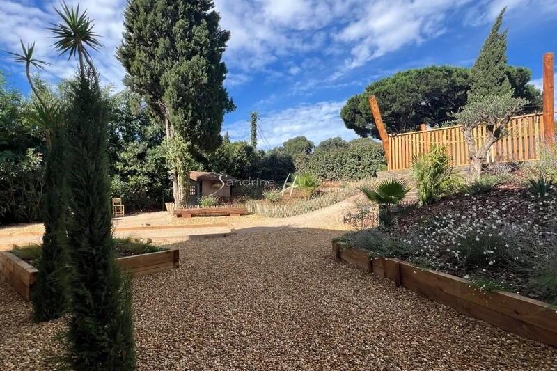 2 - villa for sale in la croix-valmer var france