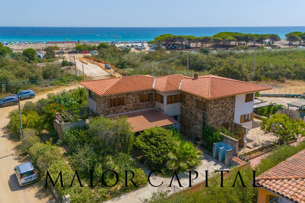 1 - verkoop huis strand to voet budoni sardinia italië