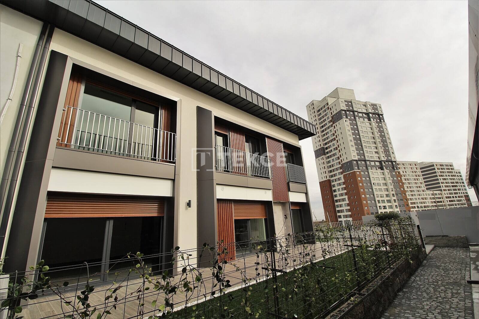 1 - house for sale in basaksehir istanbul turkey