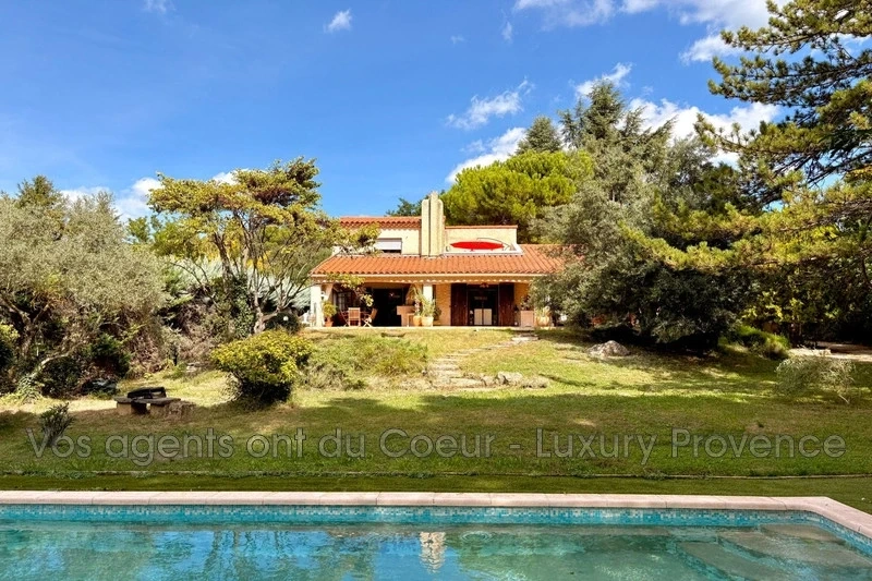 1 - house for sale in simiane-collongue bouches-du-rhône france