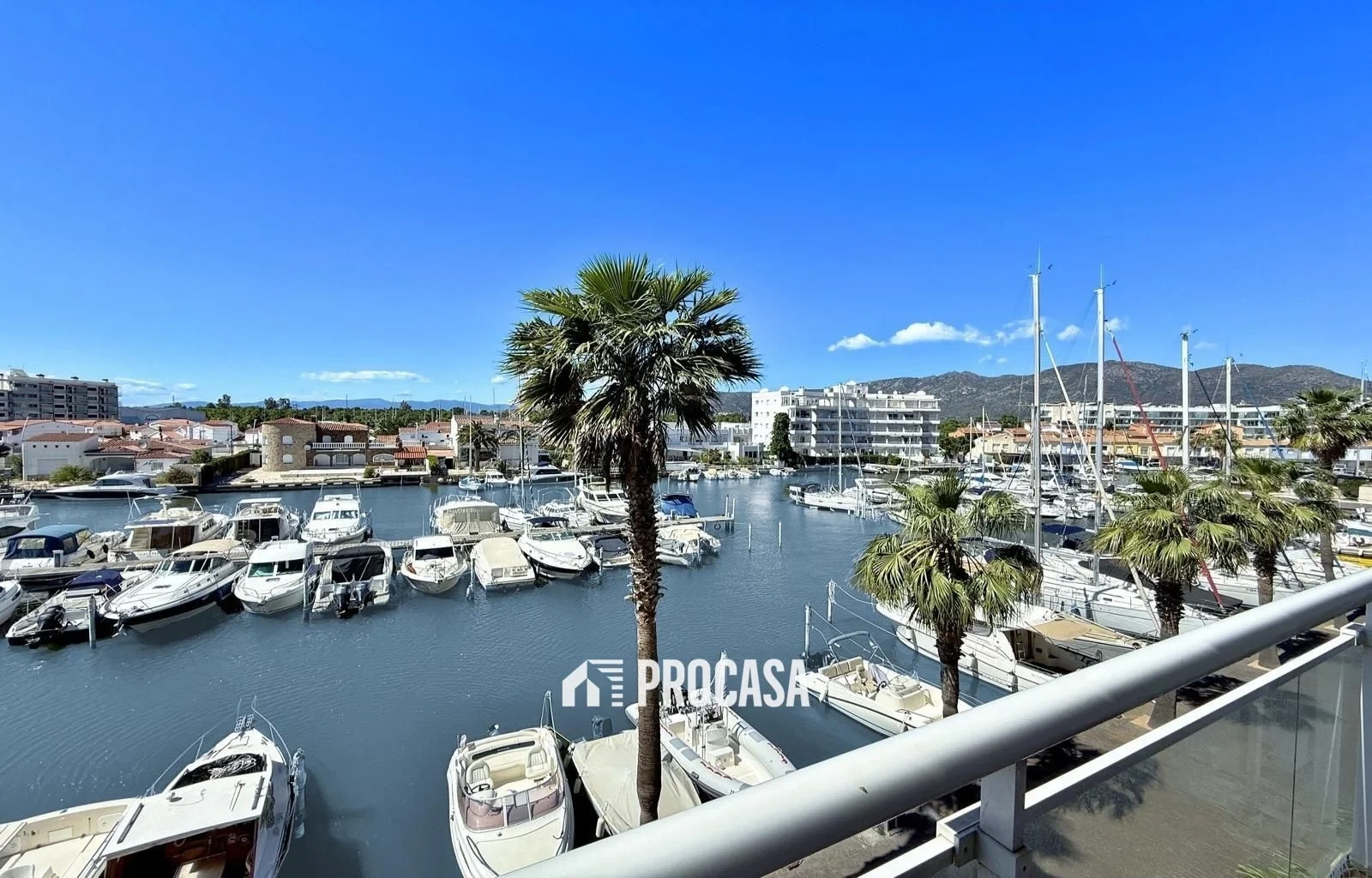 2 - sea view apartment for sale in roses catalonia spain