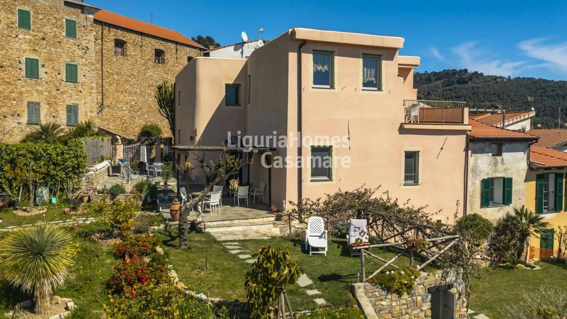 1 - sea view villa for sale in pompeiana liguria italy