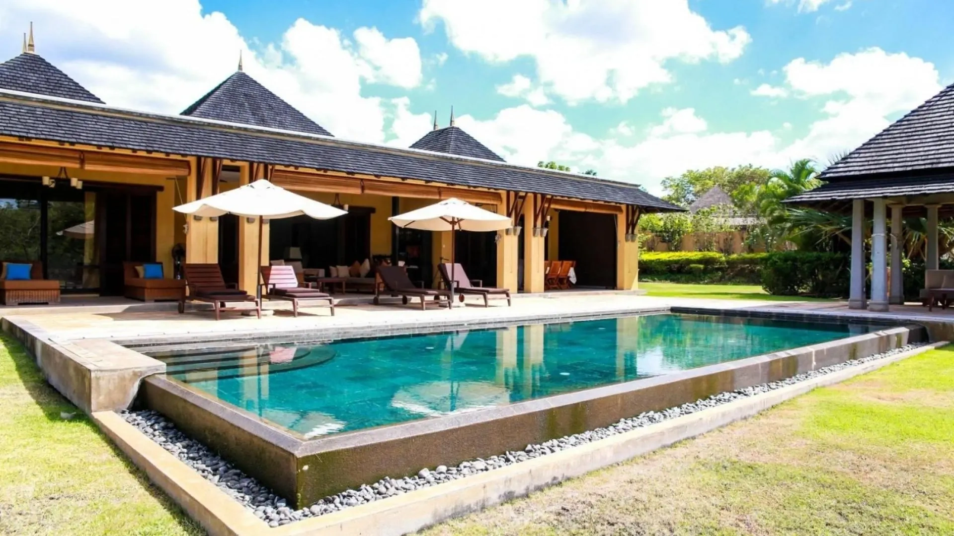 1 - villa for sale in tamarin rivière noire mauritius