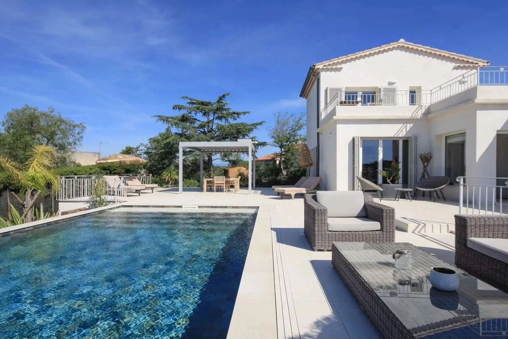 2 - affitto vacanze casa vista mare saint-raphaël var francia
