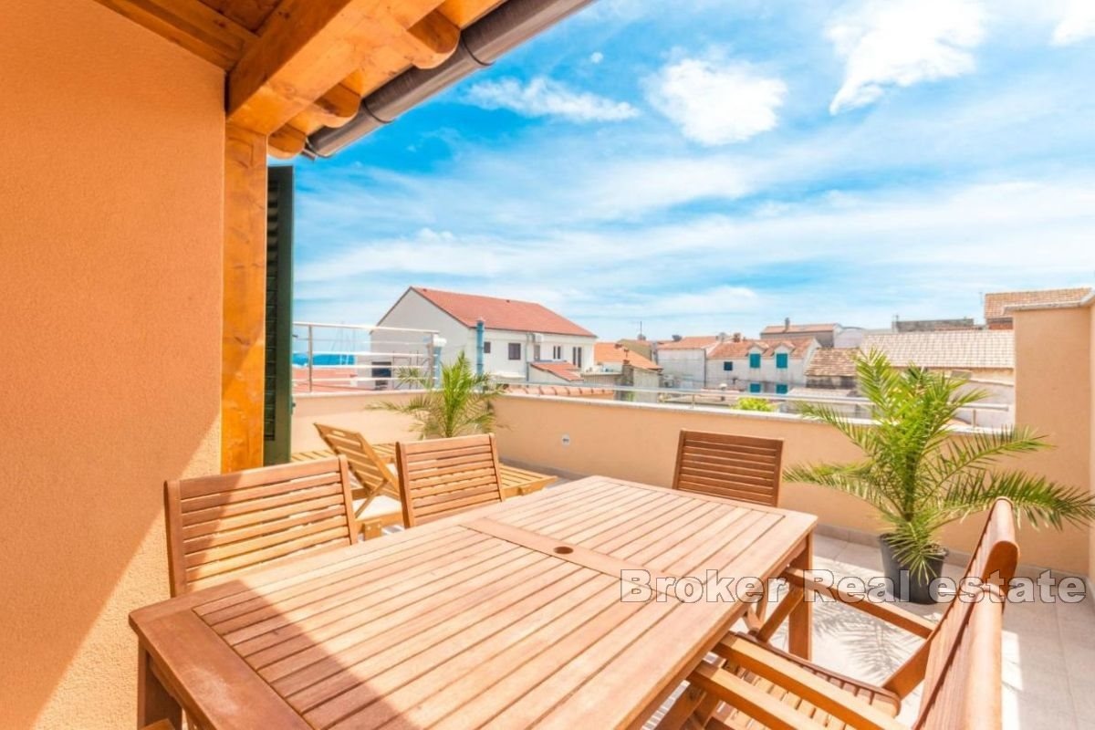 2 - venta casa vista al mar vodice šibenik-knin croacia