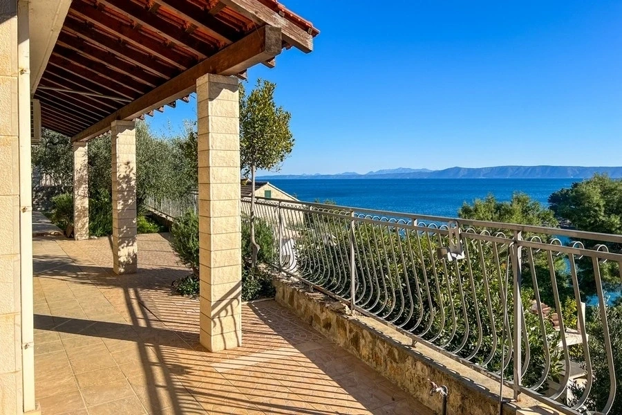 2 - venda casa vista de mar brač split-dalmácia croácia