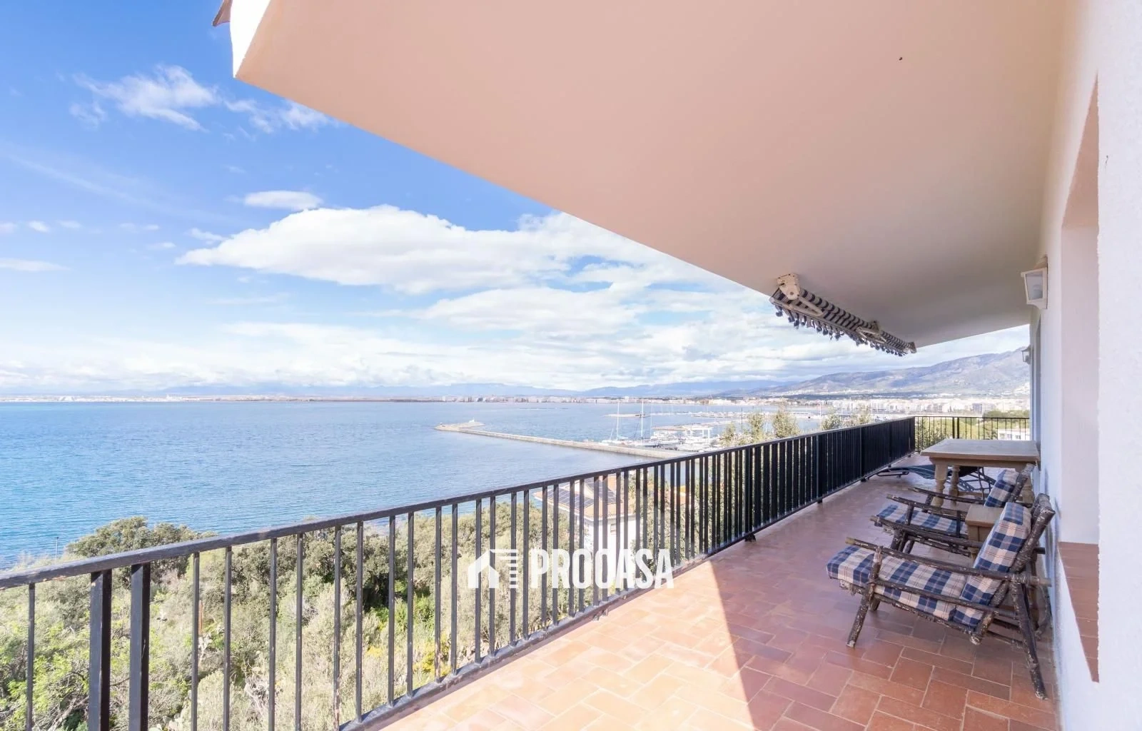 1 - vente maison vue mer roses catalogne espagne