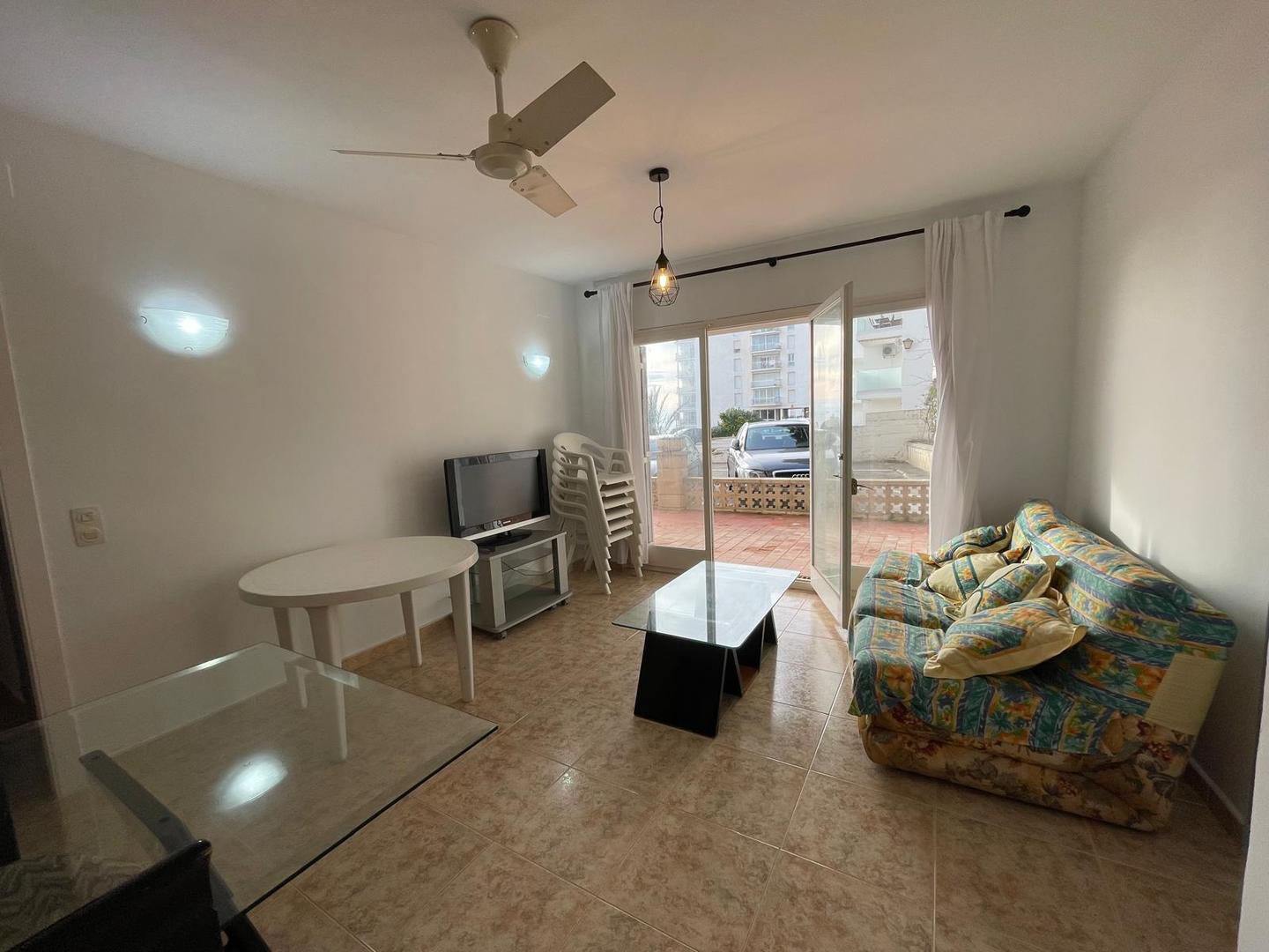 2 - vente appartement pieds dans l'eau roses catalogne espagne