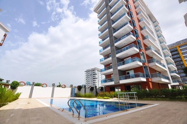 1 - verkoop appartement aan het water alanya antalya turkije