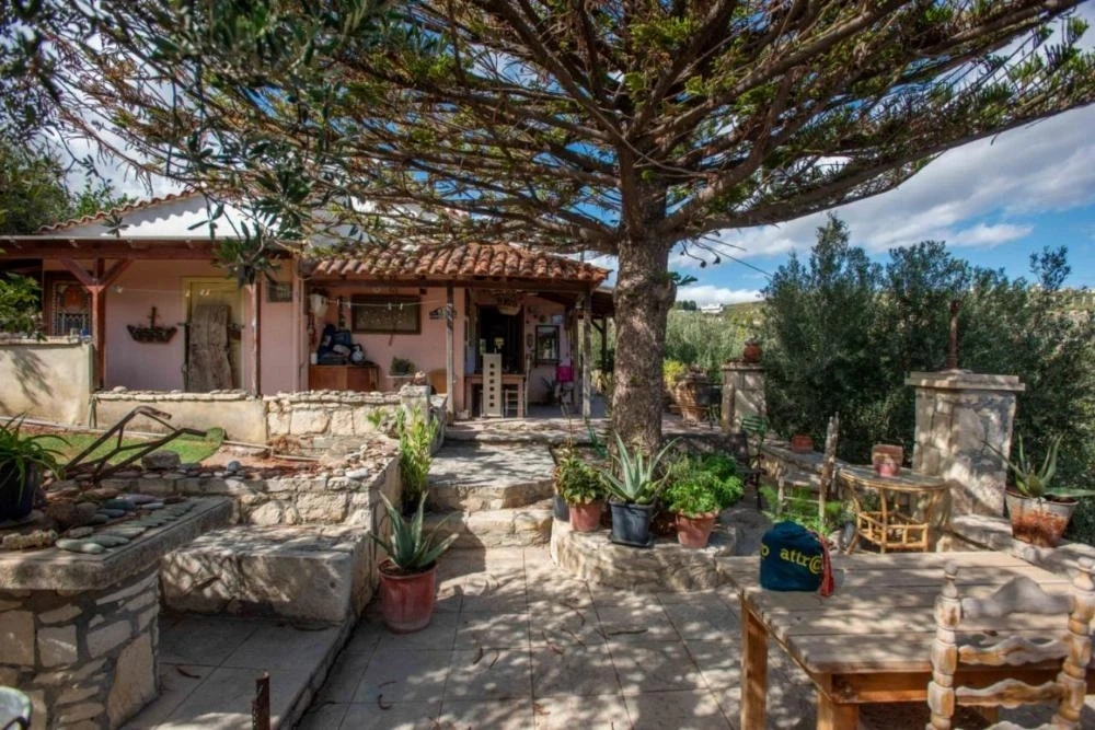 1 - vendita casa agía pelagía creta grecia