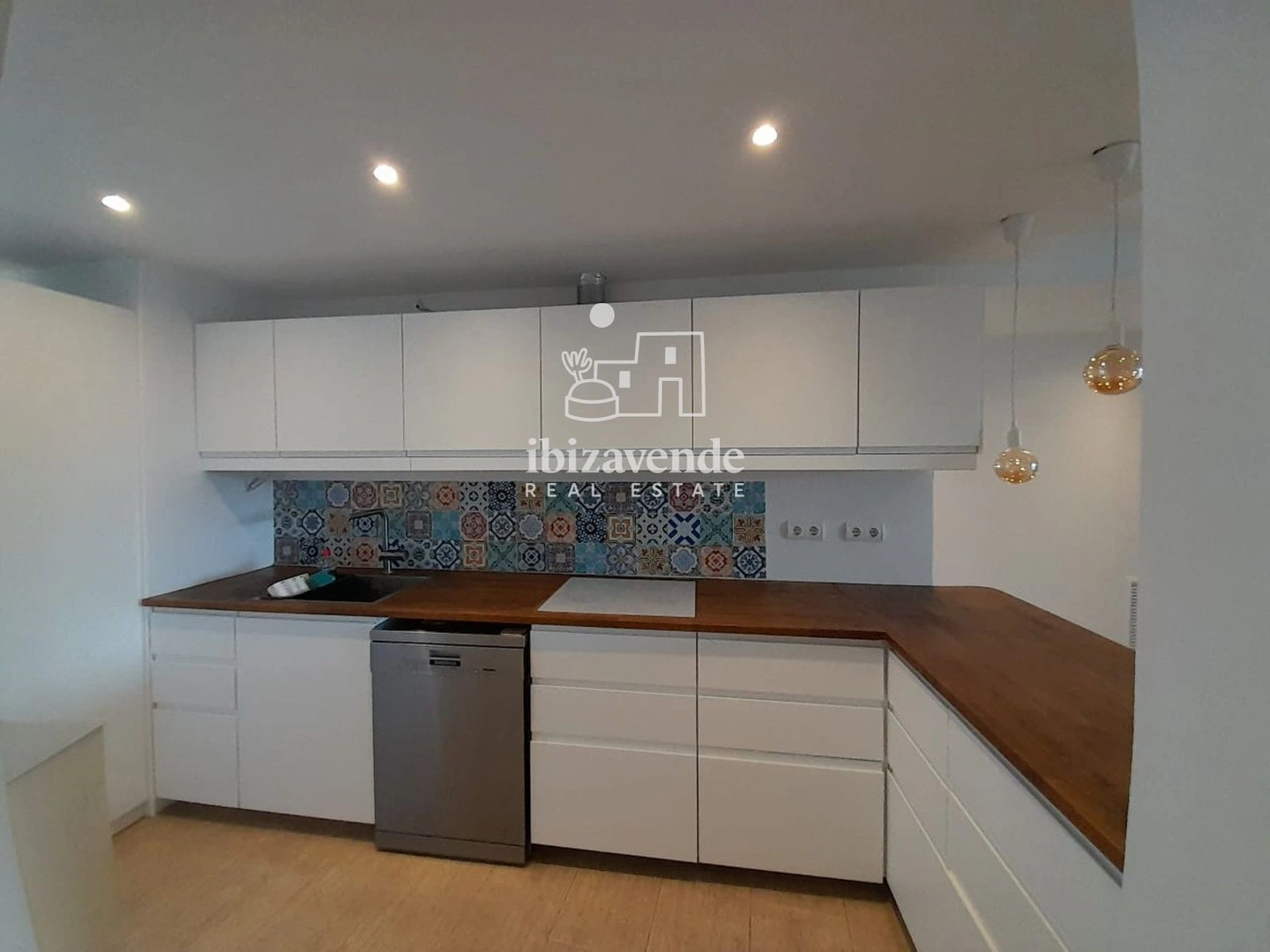 2 - продажа квартира вид моря santa eulalia del río ибица - балеарские острова испания