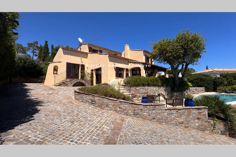 2 - venda casa vista de mar les issambres var frança