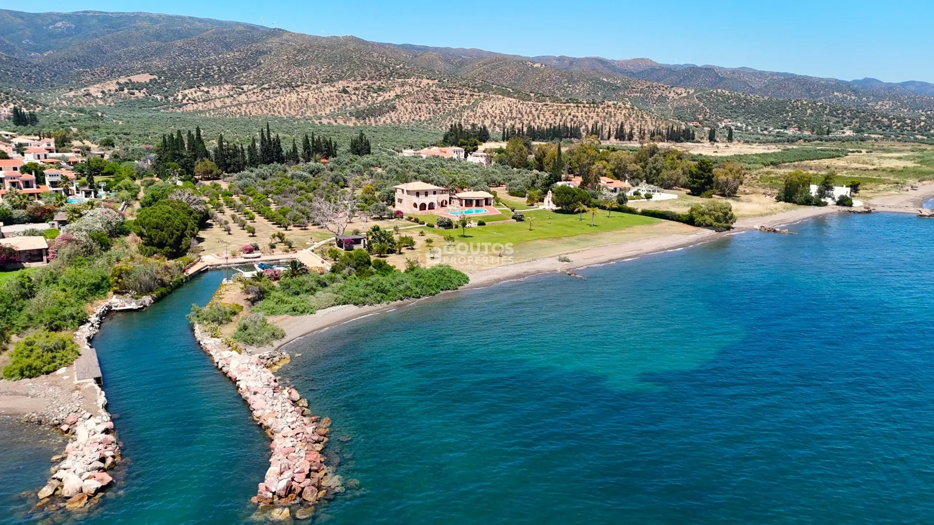 1 - venta casa frente al mar plépi peloponeso grecia