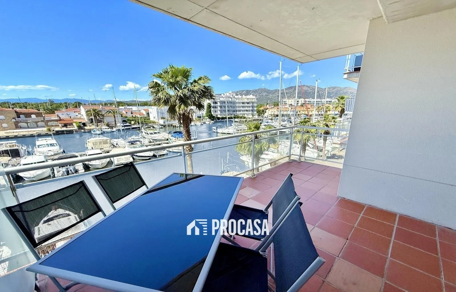 1 - sea view apartment for sale in roses catalonia spain