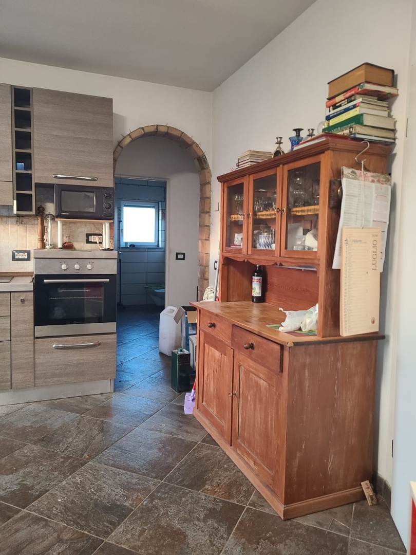2 - venta comercio cinigiano toscana italia