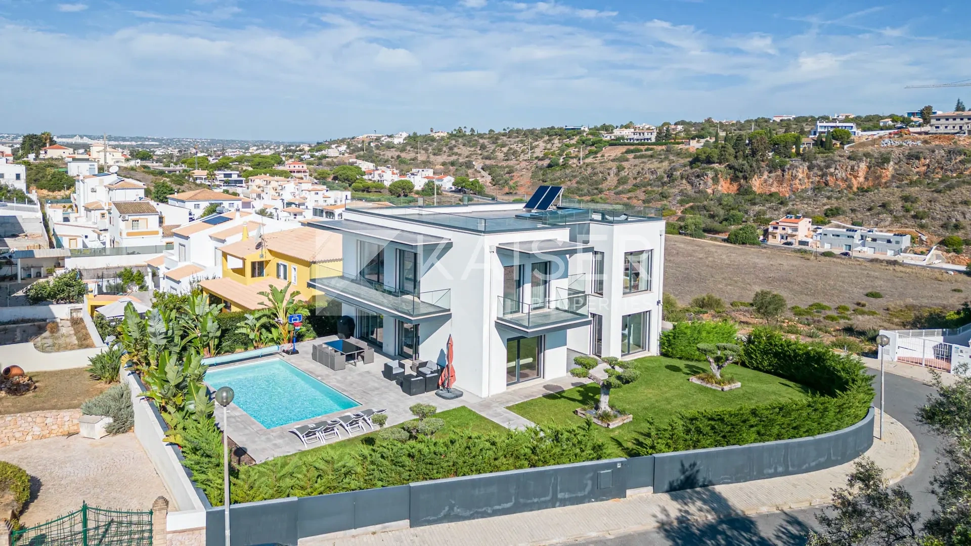 Casa a pie de playa con piscina