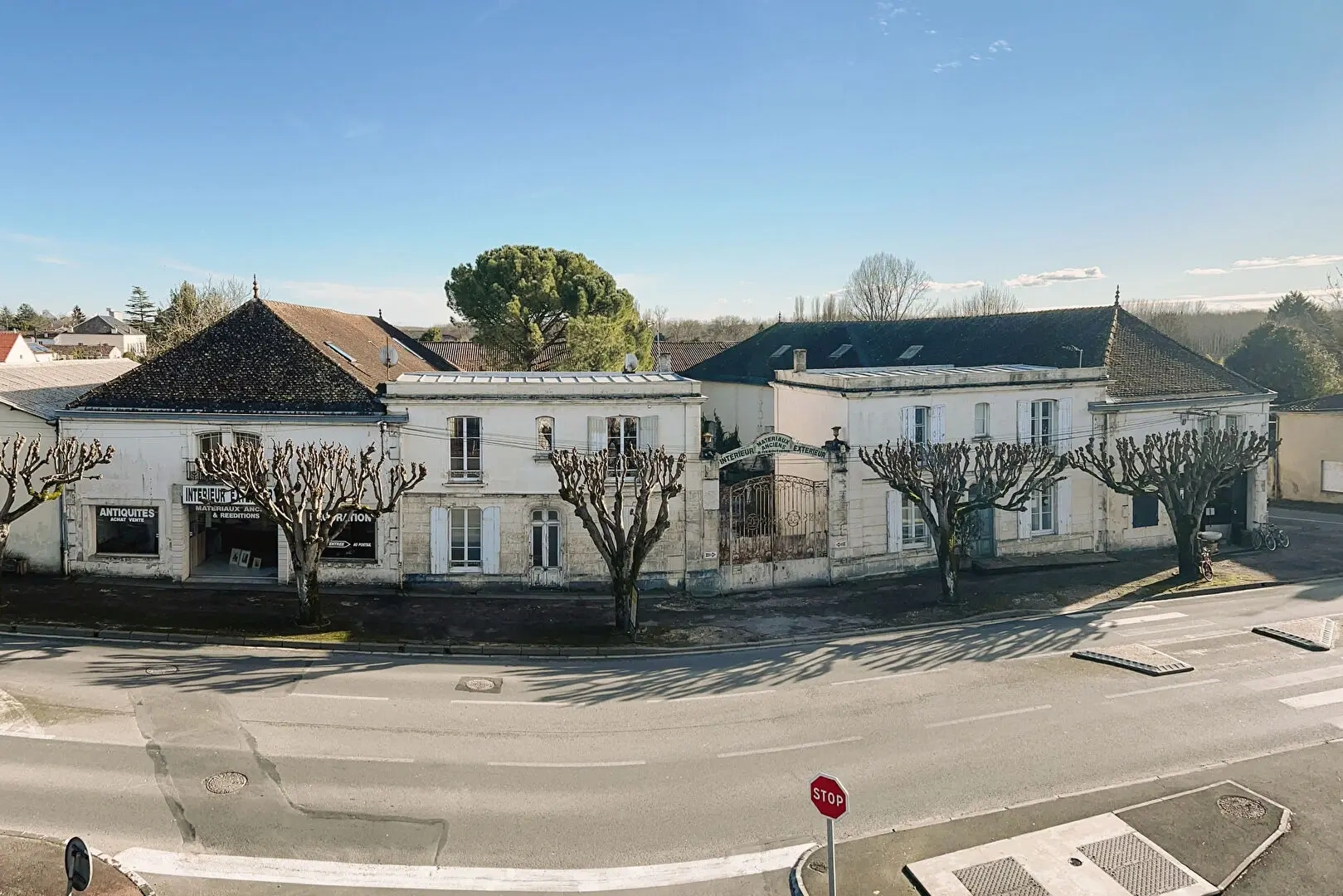 2 - venta casa saint-jean-d'angély charente marítimo francia